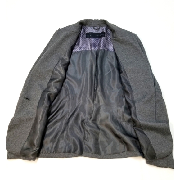 Zara Basic Soft Viscose Blazer, Size Small - Picture 3 of 9